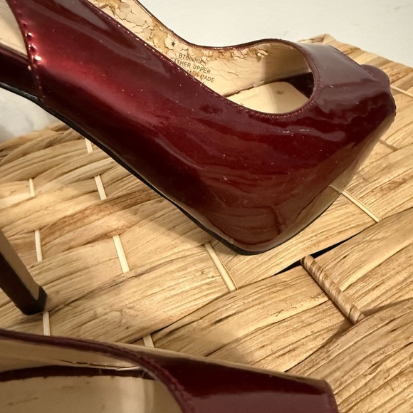 Boutique 9 Red Slingback Heels with Peep-Toe and Stiletto - Picture 5 of 8